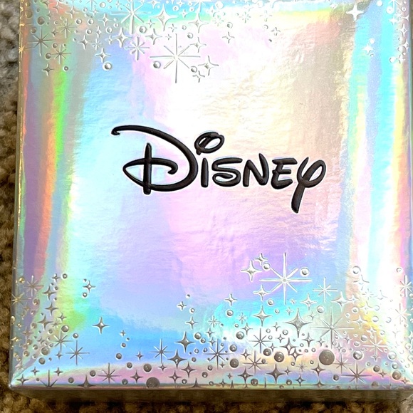 Disney °O° Mickey Mouse LA rocks ‘tis the season to be jolly earrings t… - Picture 3 of 3